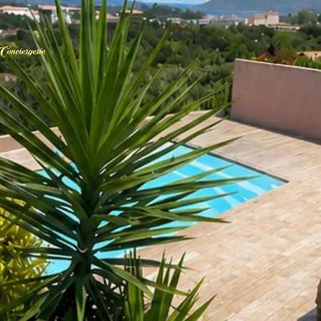 12 Pers Au Centre De Porto-vecchio Avec Piscine * Porto-Vecchio (Corsica)